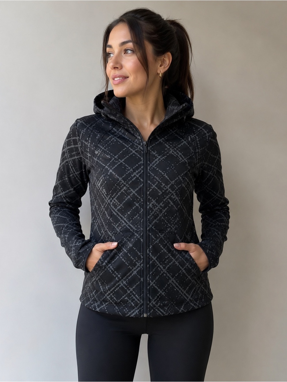 Columbia Women’s XS Black & Gray Plaid Fleece-Lined Softshell Jacket